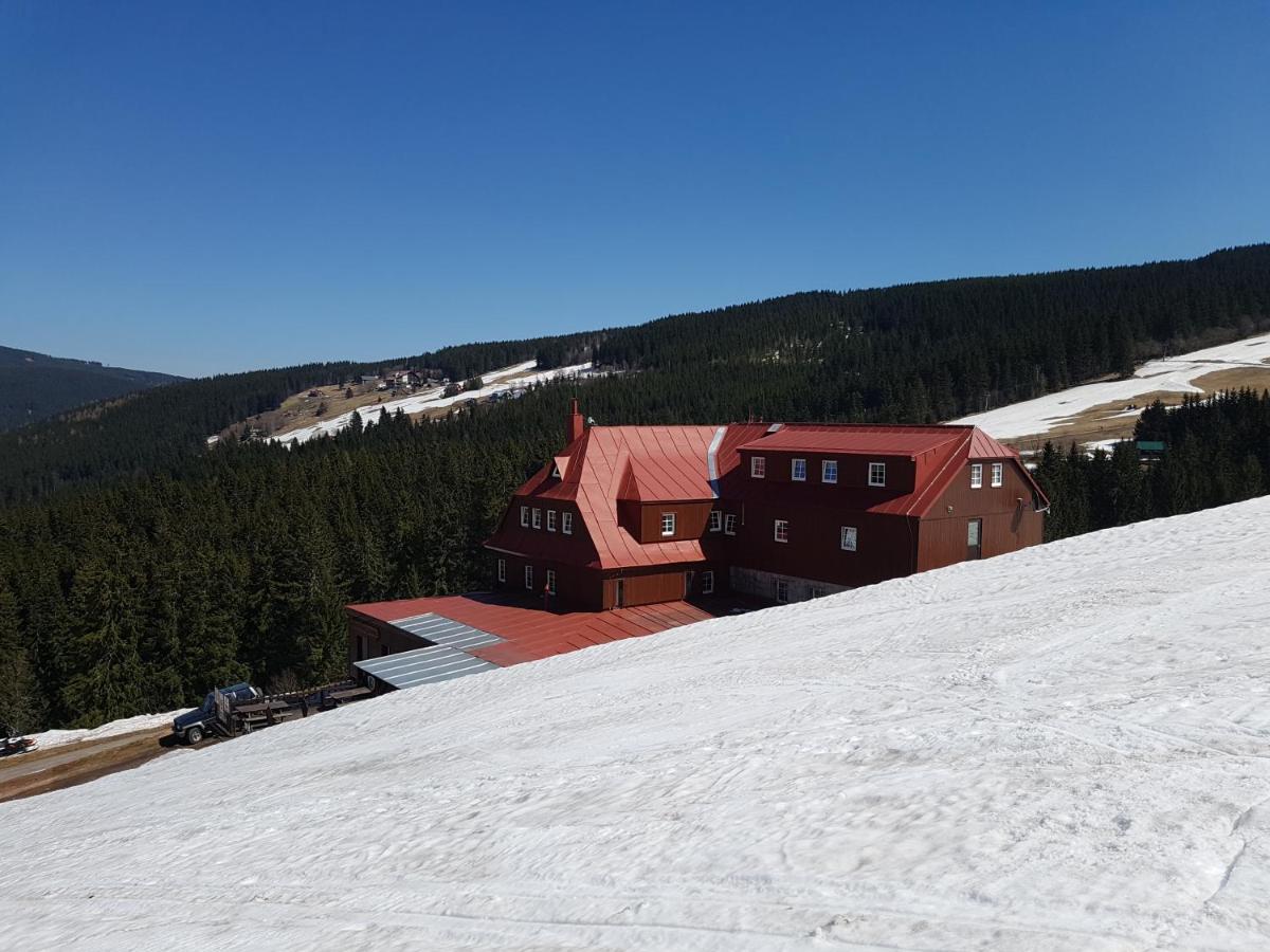 Capkova Chata Hotel Pec pod Sněžkou Buitenkant foto