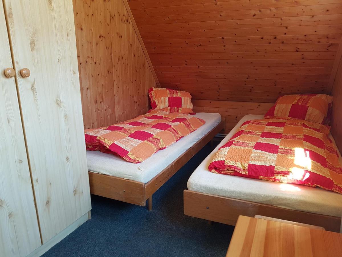 Capkova Chata Hotel Pec pod Sněžkou Buitenkant foto
