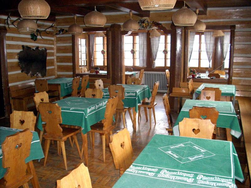Capkova Chata Hotel Pec pod Sněžkou Buitenkant foto